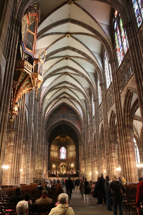 IMG 3673 The nave
