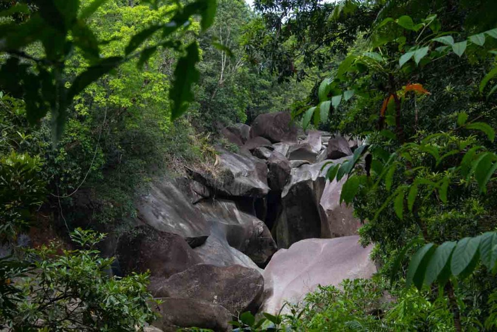 Dangerous boulders