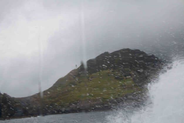 H in R 8 H in R 8
