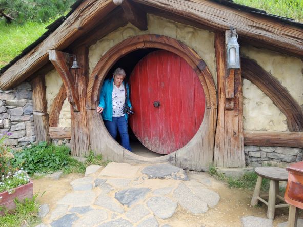Hobbiton Greta leaves a human sized hobbit house