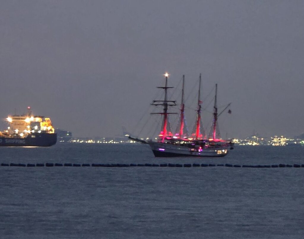 Ship 3