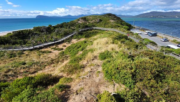 Bruny Island Neck showing both oceans