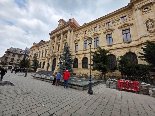 Bucharest  grand building in Georgian style