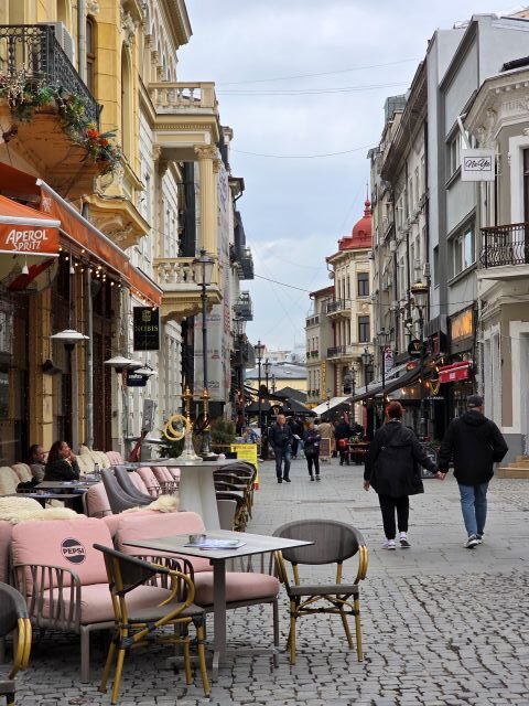 Bucharest shopping area